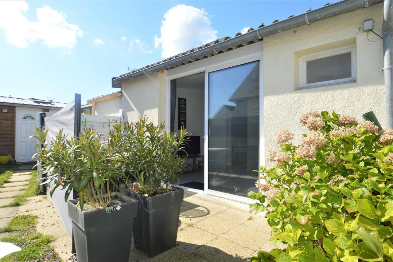 Appartamento Maisonnette avec terrasse à 50m de la plage Luc-sur-Mer Esterno foto