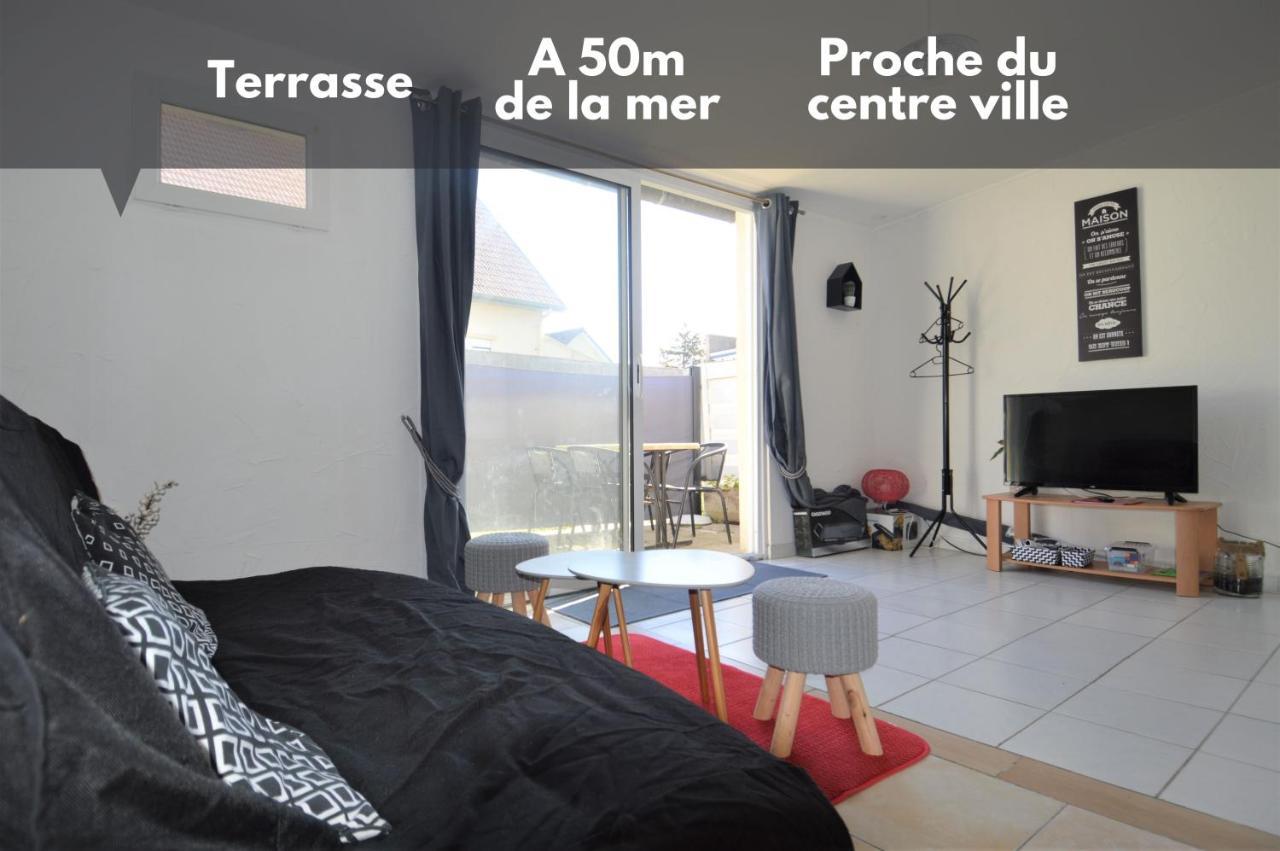 Appartamento Maisonnette avec terrasse à 50m de la plage Luc-sur-Mer Esterno foto